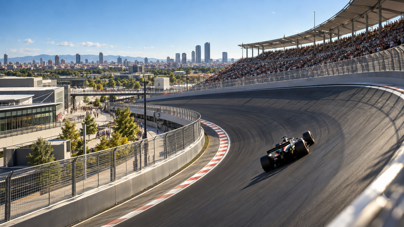 Ein Formel-1-Auto fährt durch die markante Steilkurve des neuen Madring in Madrid.